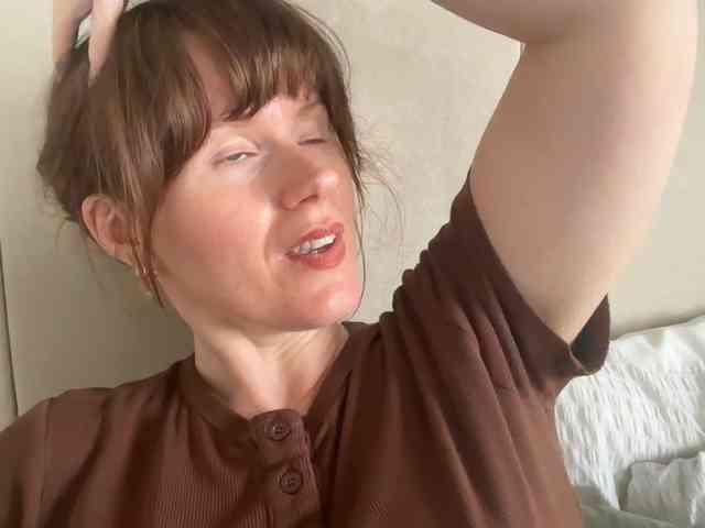 REDHEADROSIE webcam