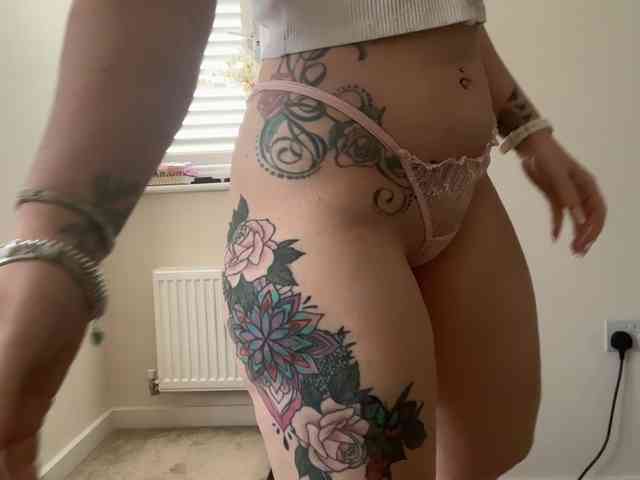REDHEADROSIE webcam