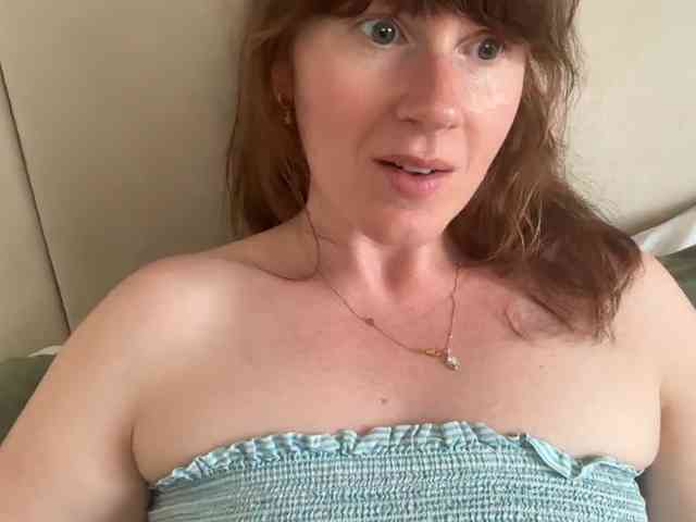 REDHEADROSIE