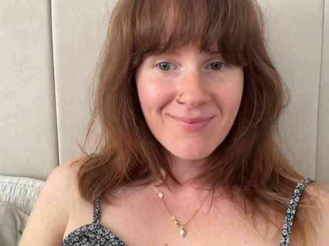 REDHEADROSIE webcam