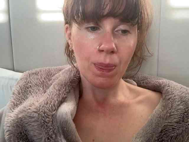 REDHEADROSIE webcam