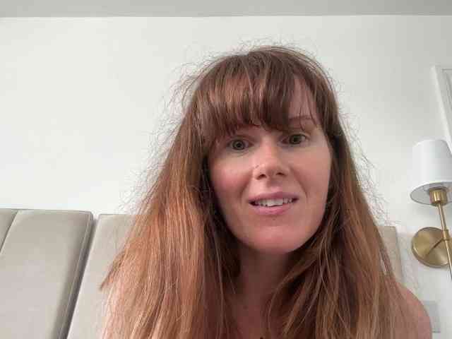 REDHEADROSIE webcam