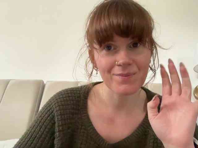 REDHEADROSIE webcam