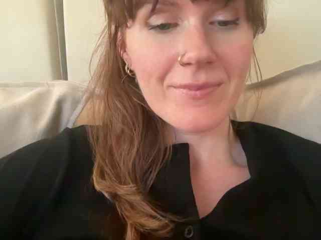 REDHEADROSIE webcam