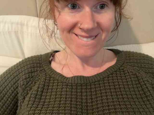 REDHEADROSIE webcam