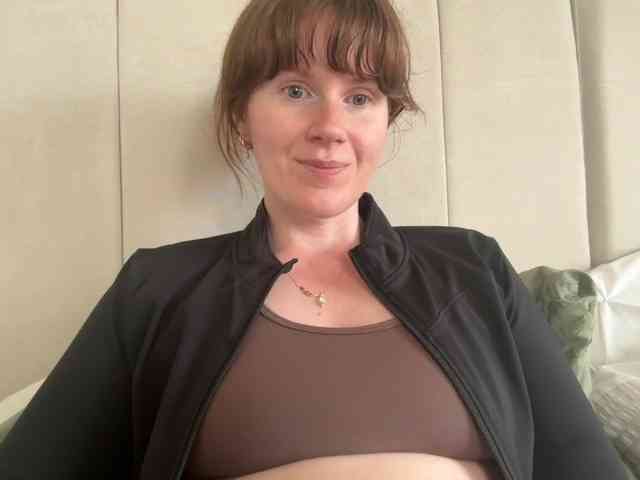 REDHEADROSIE webcam