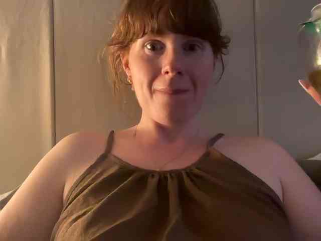 REDHEADROSIE webcam