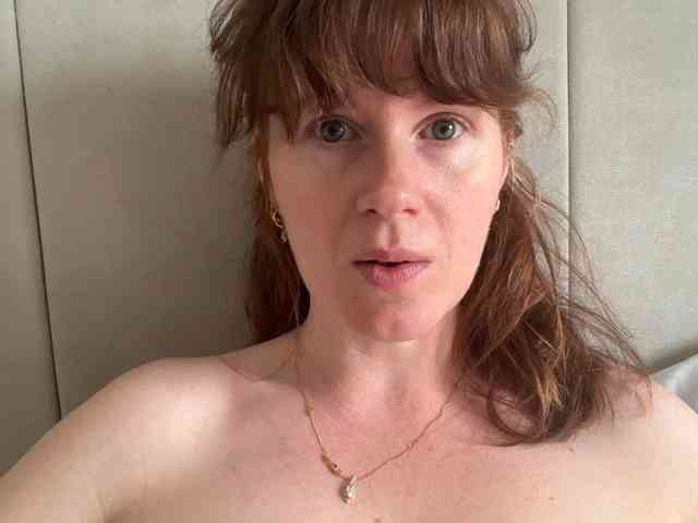 REDHEADROSIE webcam