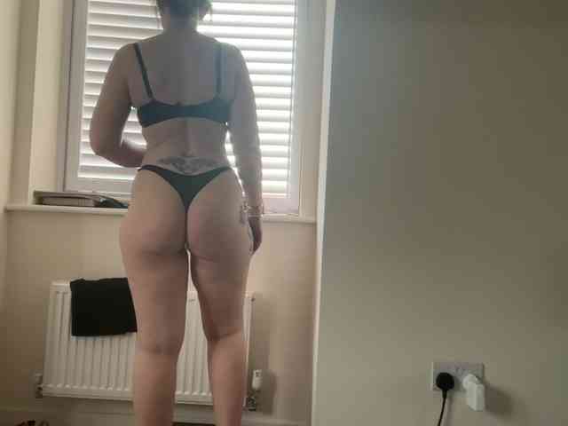 REDHEADROSIE webcam