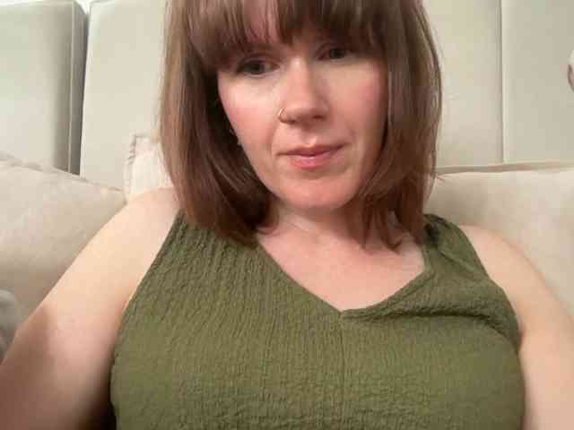 REDHEADROSIE webcam