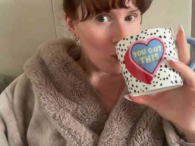 REDHEADROSIE webcam