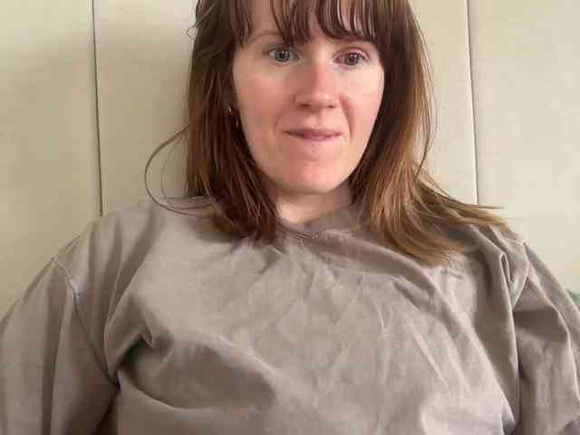 REDHEADROSIE webcam