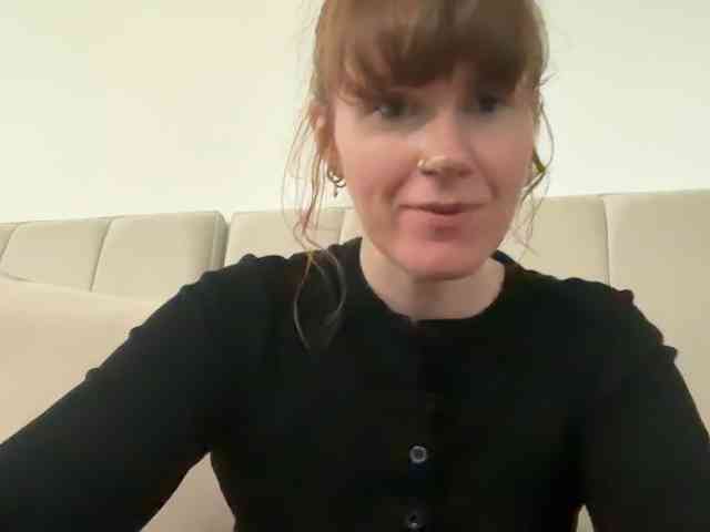 REDHEADROSIE webcam