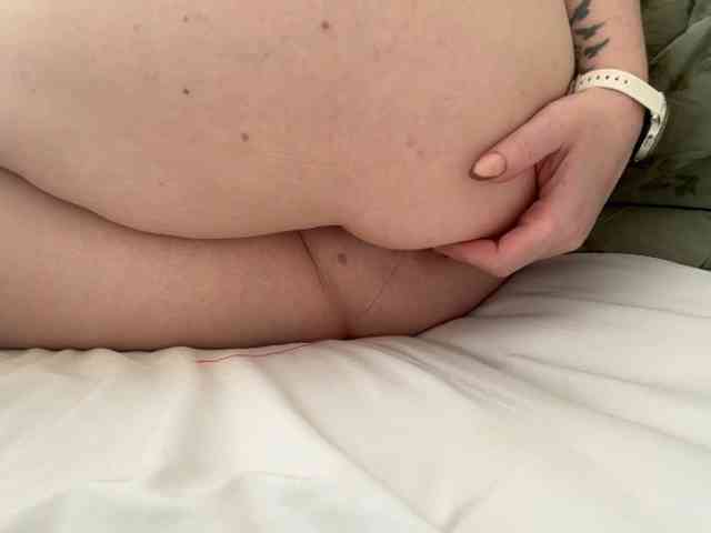 REDHEADROSIE webcam