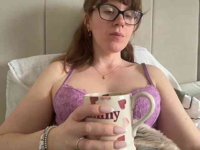 REDHEADROSIE webcam