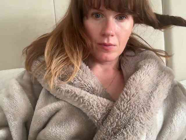 REDHEADROSIE webcam