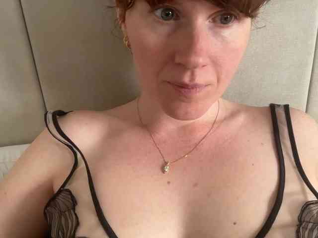 REDHEADROSIE