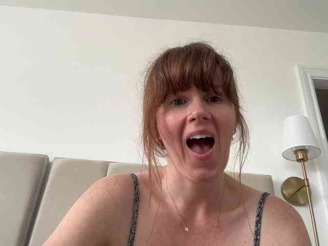 REDHEADROSIE webcam