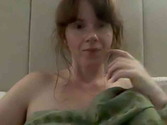 REDHEADROSIE webcam