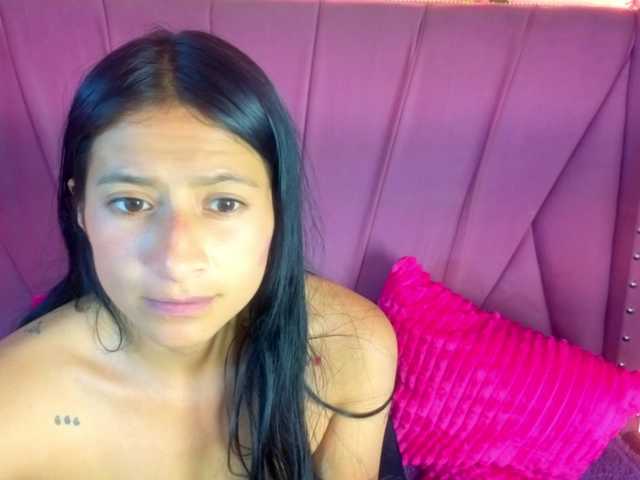 SharlotRodriguez live cam on BongaCams