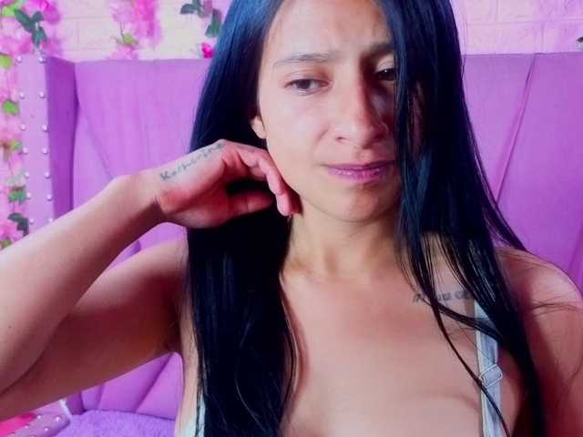 SharlotRodriguez live webcam show