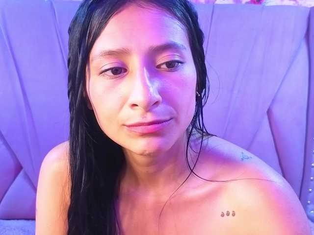 SharlotRodriguez live cam on BongaCams