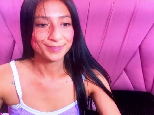 SharlotRodriguez live cam on BongaCams