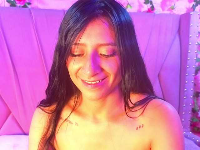 SharlotRodriguez live cam on BongaCams