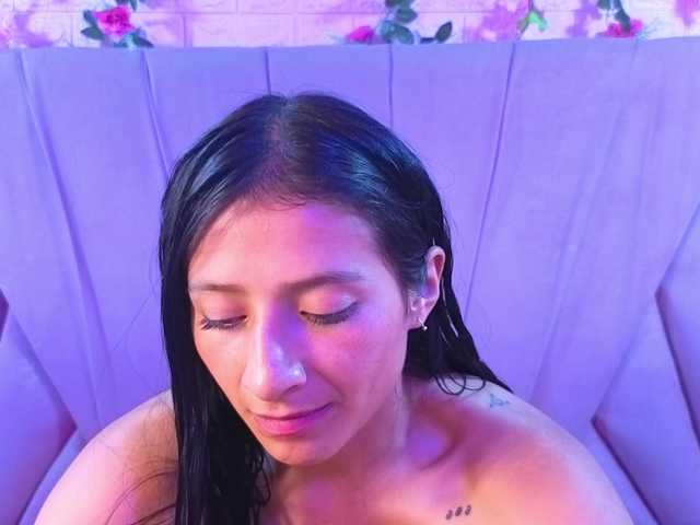 SharlotRodriguez live cam on BongaCams