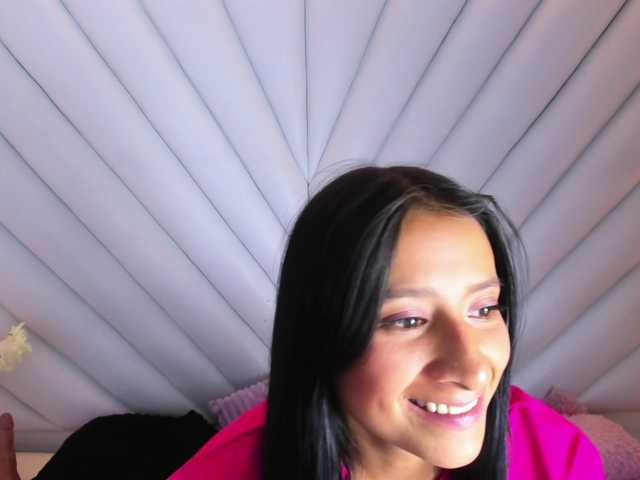 SharlotRodriguez live cam on BongaCams