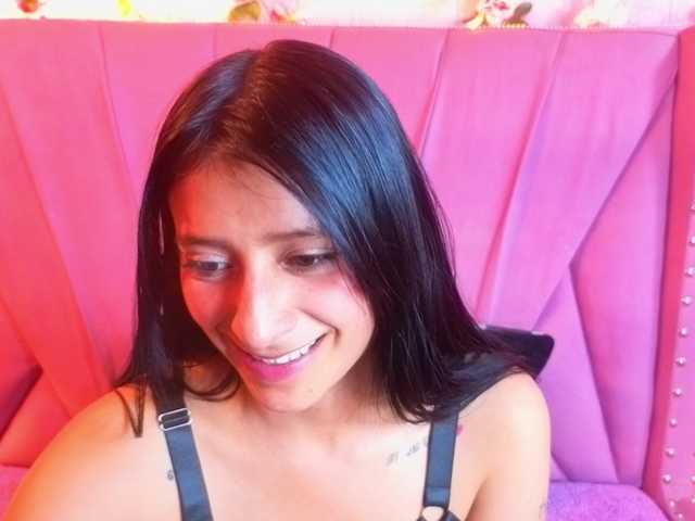 SharlotRodriguez live cam on BongaCams