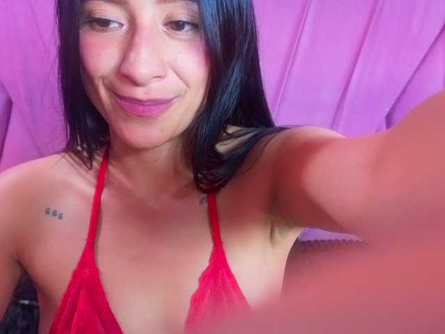 SharlotRodriguez live cam on BongaCams