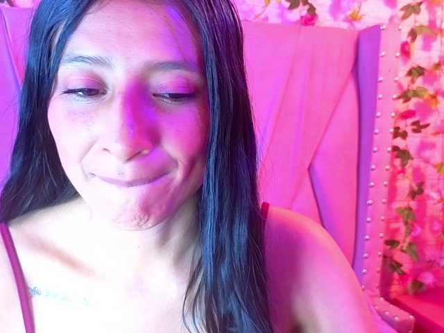SharlotRodriguez webcam