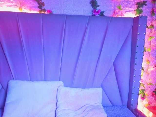 SharlotRodriguez live cam on BongaCams