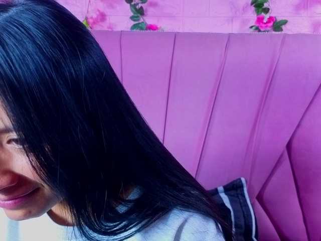 SharlotRodriguez live webcam show
