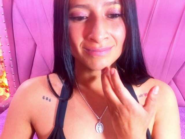SharlotRodriguez live cam on BongaCams