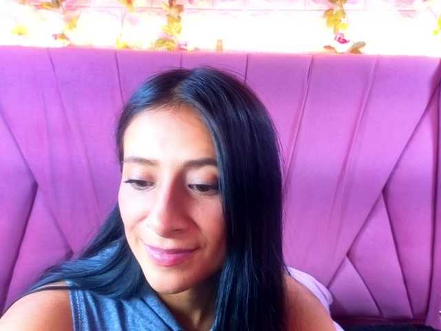 SharlotRodriguez live cam on BongaCams