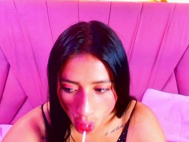 SharlotRodriguez live cam on BongaCams