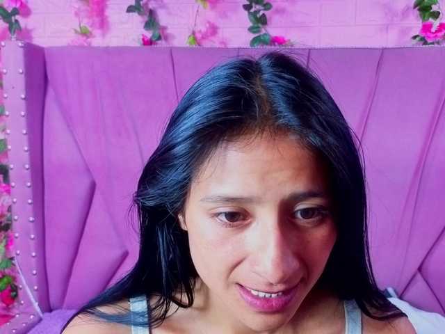 SharlotRodriguez live webcam show