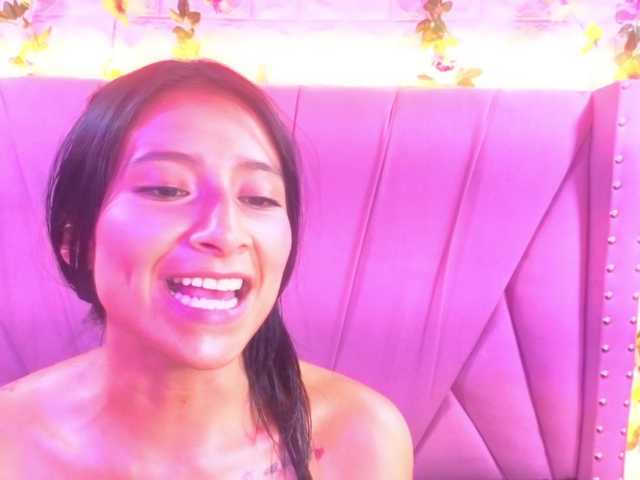 SharlotRodriguez — live female cam