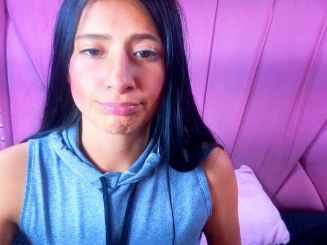 SharlotRodriguez live cam on BongaCams