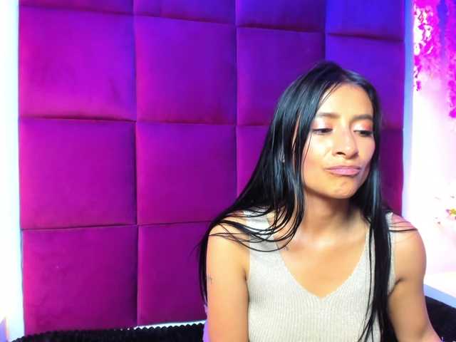 SharlotRodriguez live cam on BongaCams