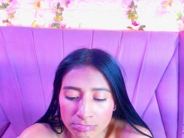SharlotRodriguez live cam on BongaCams