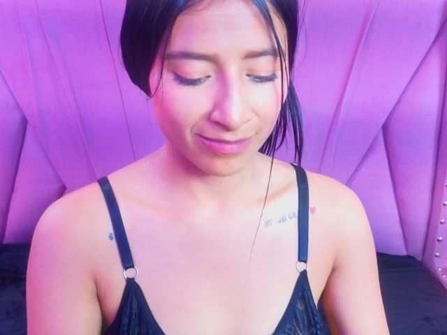 SharlotRodriguez live cam on BongaCams