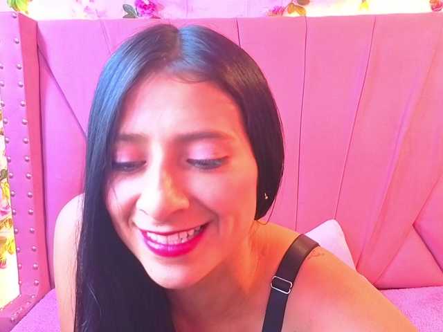 SharlotRodriguez live cam on BongaCams