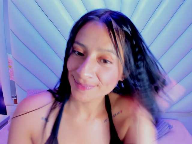 SharlotRodriguez live cam on BongaCams