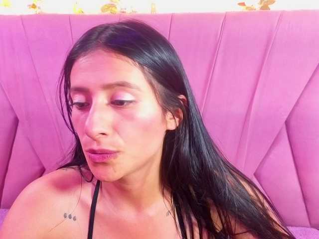 SharlotRodriguez live cam on BongaCams