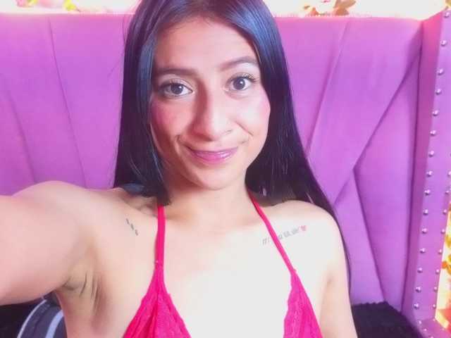 SharlotRodriguez live webcam show