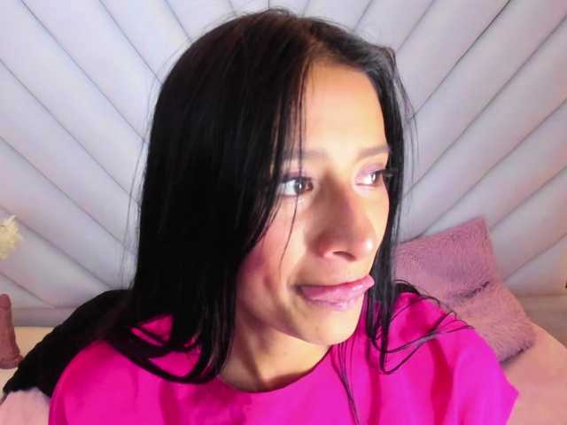 SharlotRodriguez live cam on BongaCams
