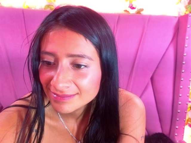 SharlotRodriguez live cam on BongaCams